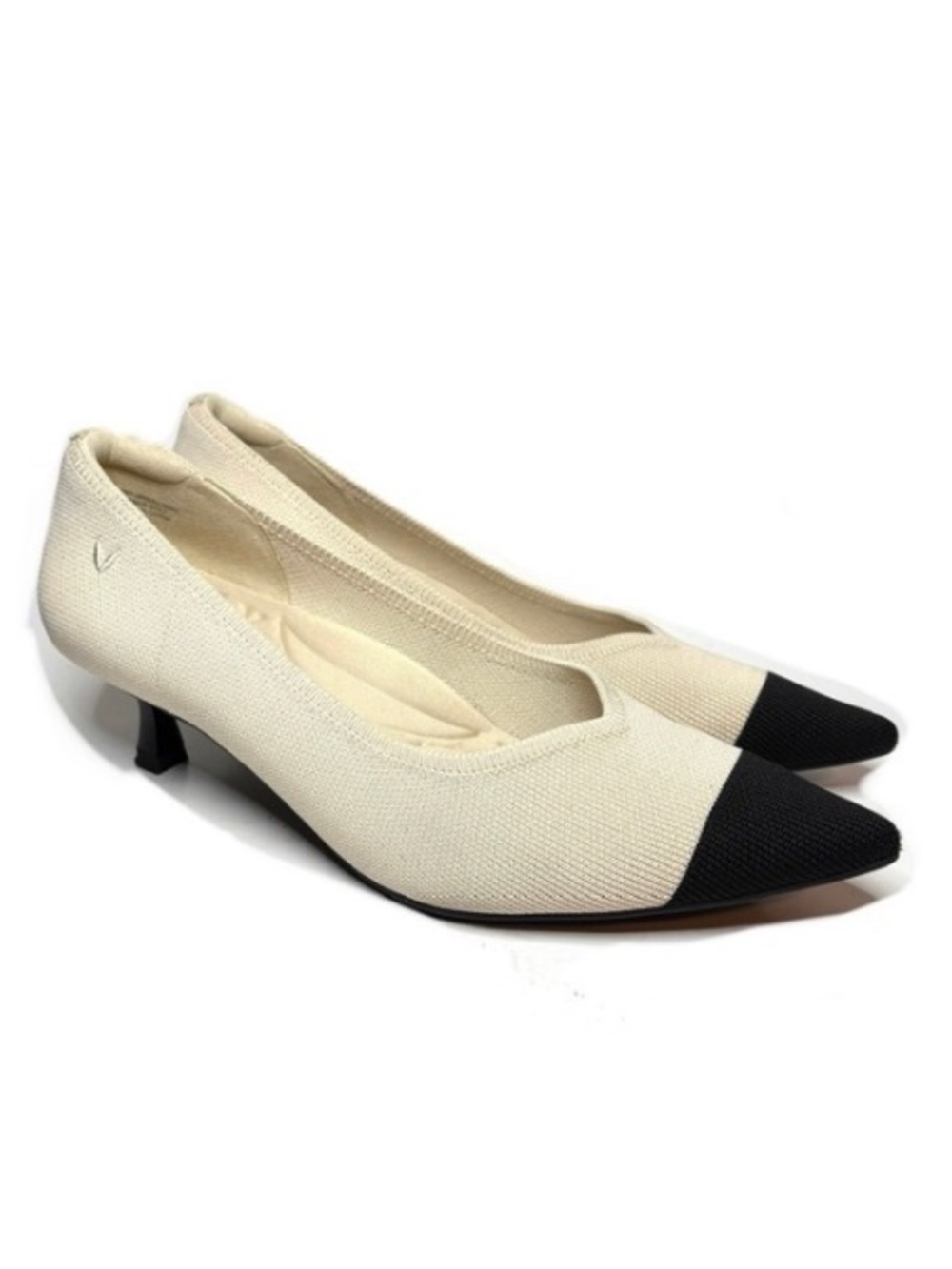 Vivaia Pointed-Toe Kitten Heels (Scarlett) | 40